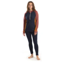 Stoic - Women's Merino260 StadjanSt. 3/4 Zip W. Hood - Sweat à Capuche En Mérinos 13 Stoic - Women's Merino260 StadjanSt. 3/4 Zip W. Hood - Sweat à Capuche En Mérinos -Stoic stoic womens merino260 stadjanst 3 4 zip w hood sweat a capuche en merinos detail 9